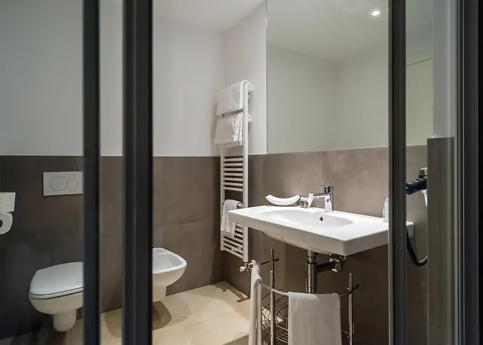 Otel Guesthouse Verona 3*
