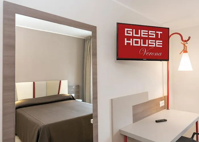 Guesthouse Verona Otel 3*