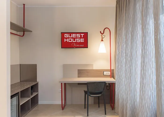 Guesthouse Verona Otel