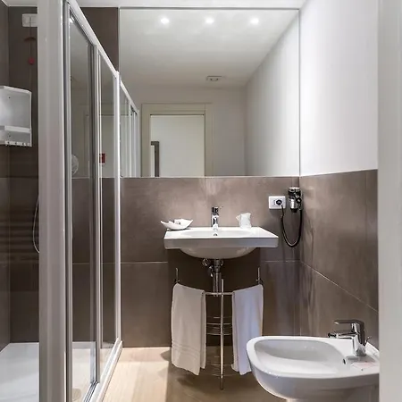 Guesthouse Verona Hotell Verona